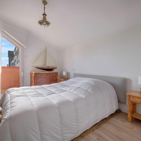 Sur Le Quai De Pornic, Appartement Pour 4 Bagian luar foto